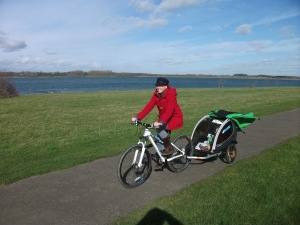 Cycling around Rutland Water with a bike buggy