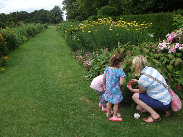 Grimsthorpe Castle borders